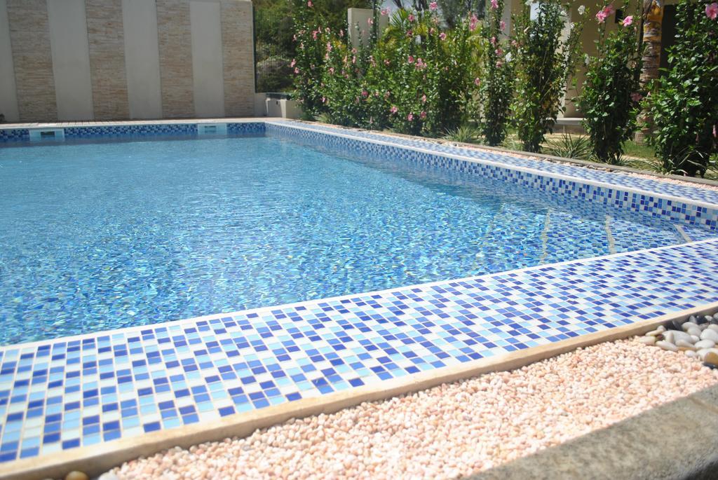 Le Katobay Residence Pereybere Beach Bagian luar foto